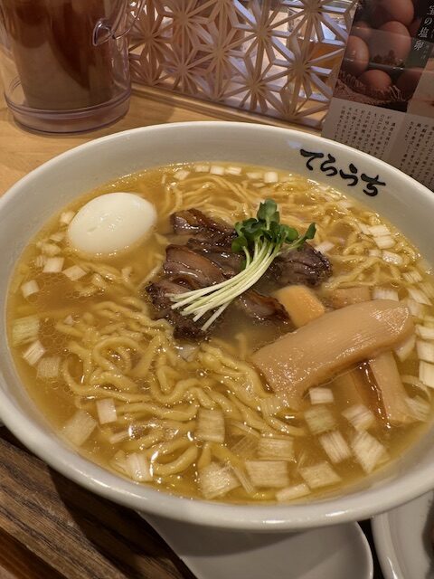 磨宝の鶏　中華そば『てらうち』
